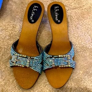 BB SIMON Swarovski crystal gorgeous shoes sz 9